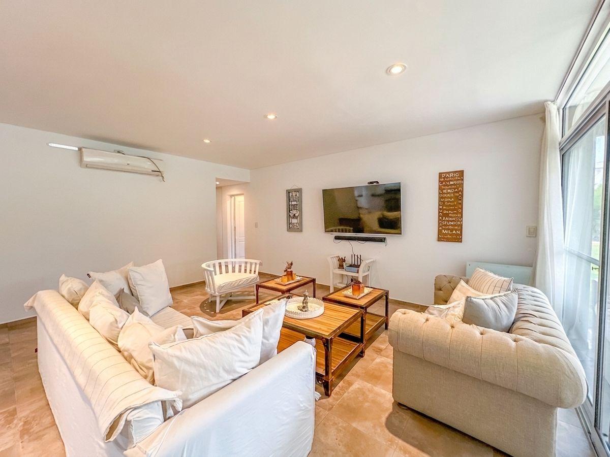 Foto de Venta Casa Barrio Golf Gas Natural Piscina Costa Esmeralda, imagen 3