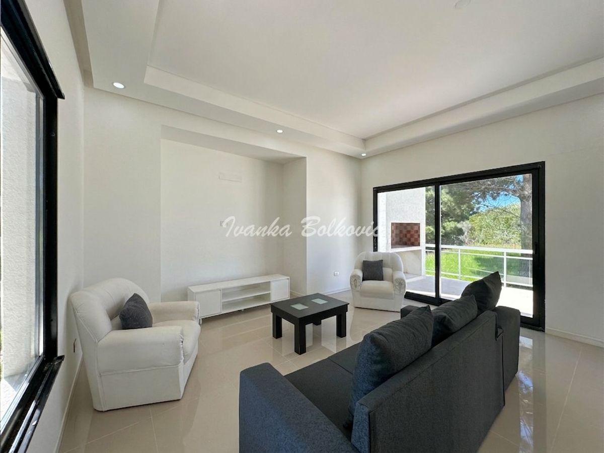 Foto de Venta Casa Estrenar con Pileta: 3 Dorm. a Valor Increíble Costa, imagen 2