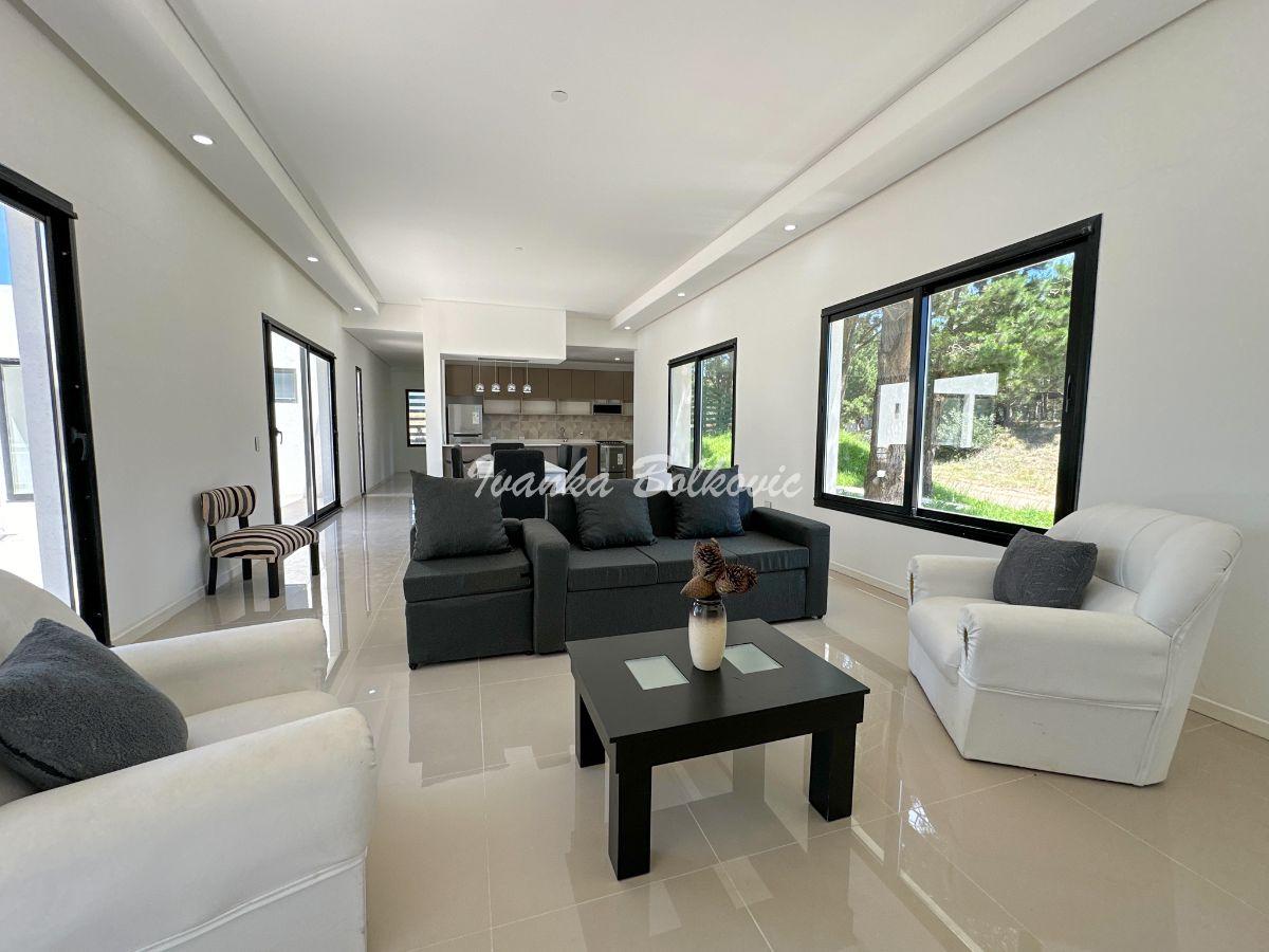 Foto de Venta Casa Estrenar con Pileta: 3 Dorm. a Valor Increíble Costa, imagen 4