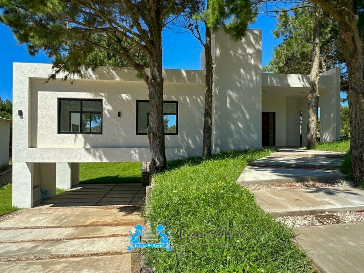 Foto de Venta Casa Estrenar con Pileta: 3 Dorm. a Valor Increíble Costa, imagen 5
