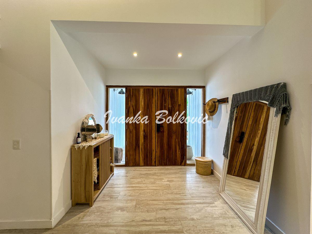 Foto de Alquiler Disfrutá Navidad y Año Nuevo en Costa Esmeralda Casa 4 Dorm, imagen 3