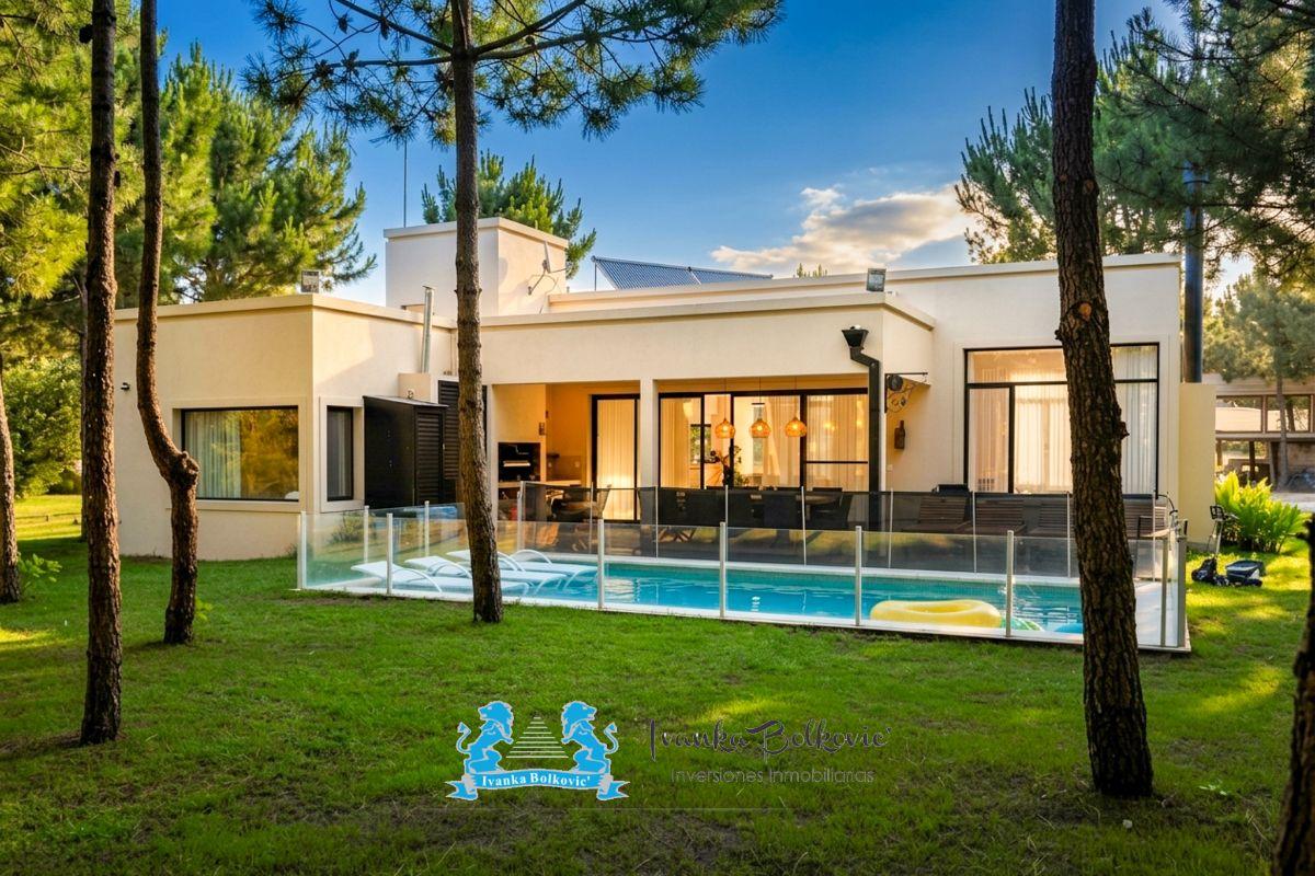 Foto de Alquiler Casa Barrio Golf 2 Costa Esmeralda 4 Dorm. (2 En Suite) Piscina, imagen 2