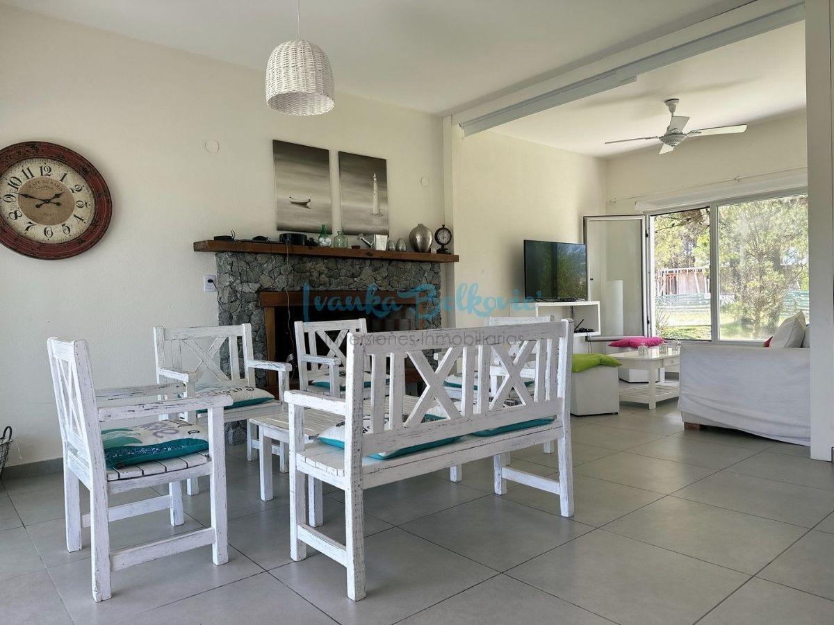 Foto de Venta Casa en Barrio Golf II, Costa Esmeralda | Amoblada, 4 Dormitorios, imagen 5