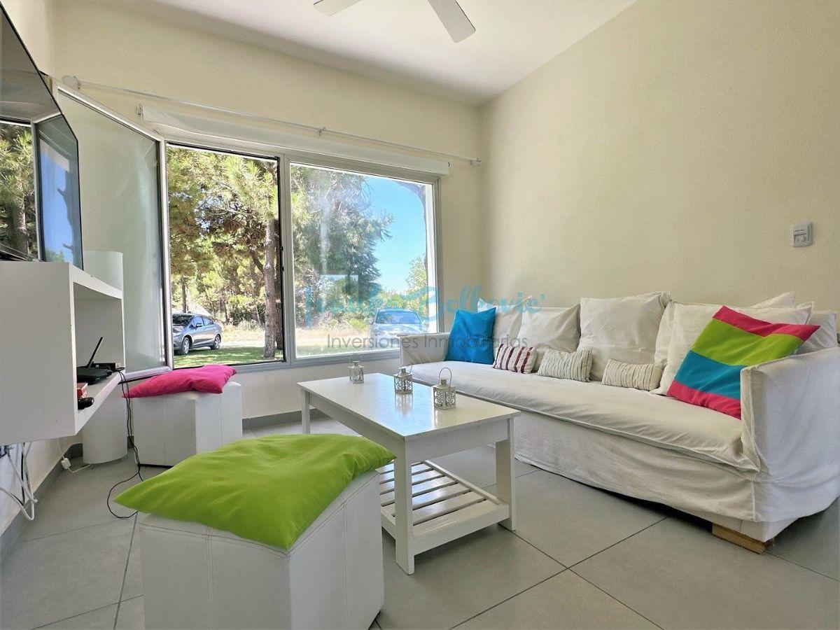 Foto de Venta Casa en Barrio Golf II, Costa Esmeralda | Amoblada, 4 Dormitorios, imagen 2
