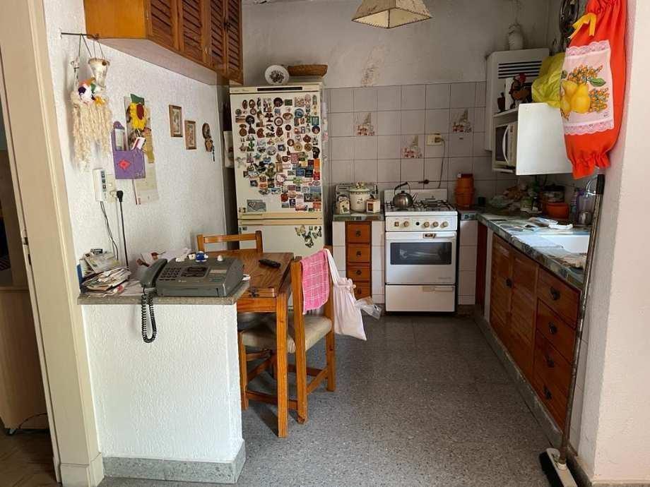 Casa en Venta Multifamiliar - 5 Ambientes con Cochera y Patio en Tigre/ Tigre Centro 4