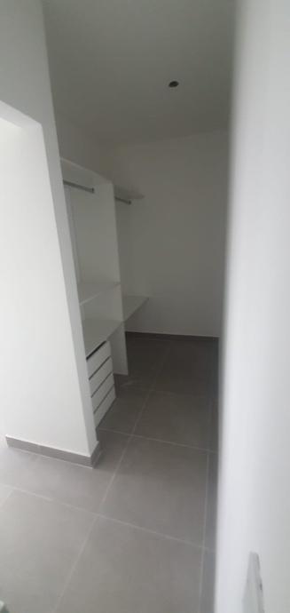 Departamento en Venta 3 Ambientes con Balcón y Cochera en Tigre Centro 2
