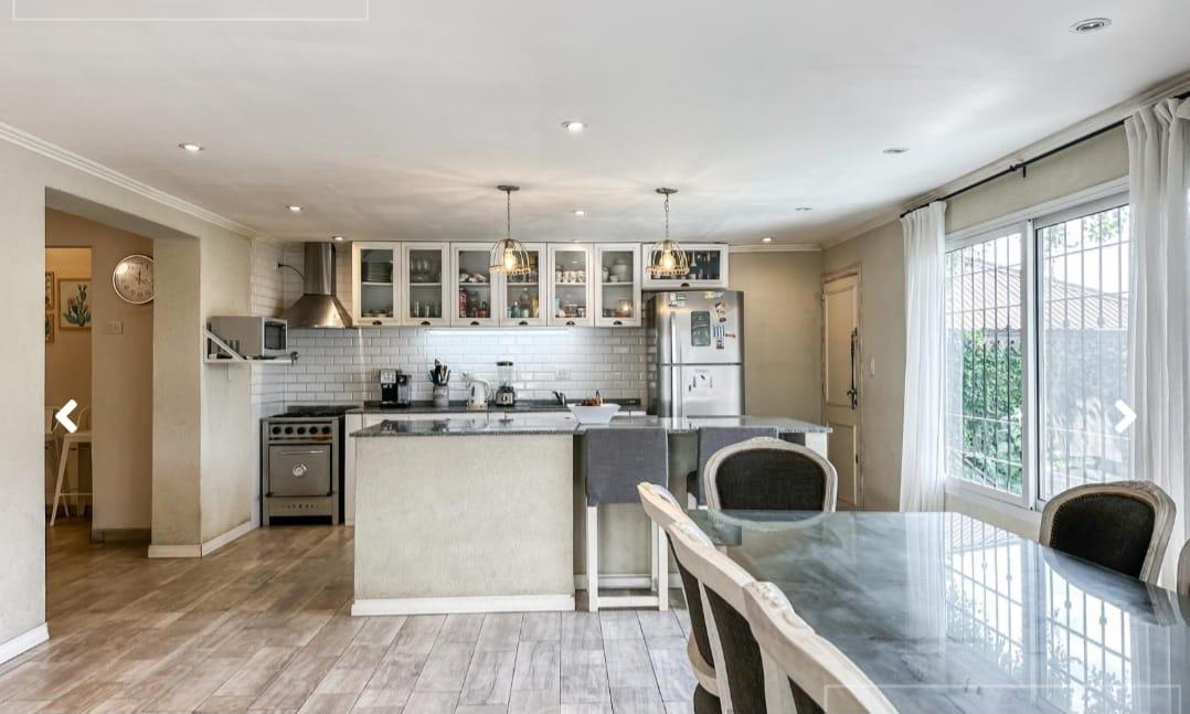 Foto de Casa con local en Venta 4 Ambientes con parque y pileta en Tigre Centro, imagen 3