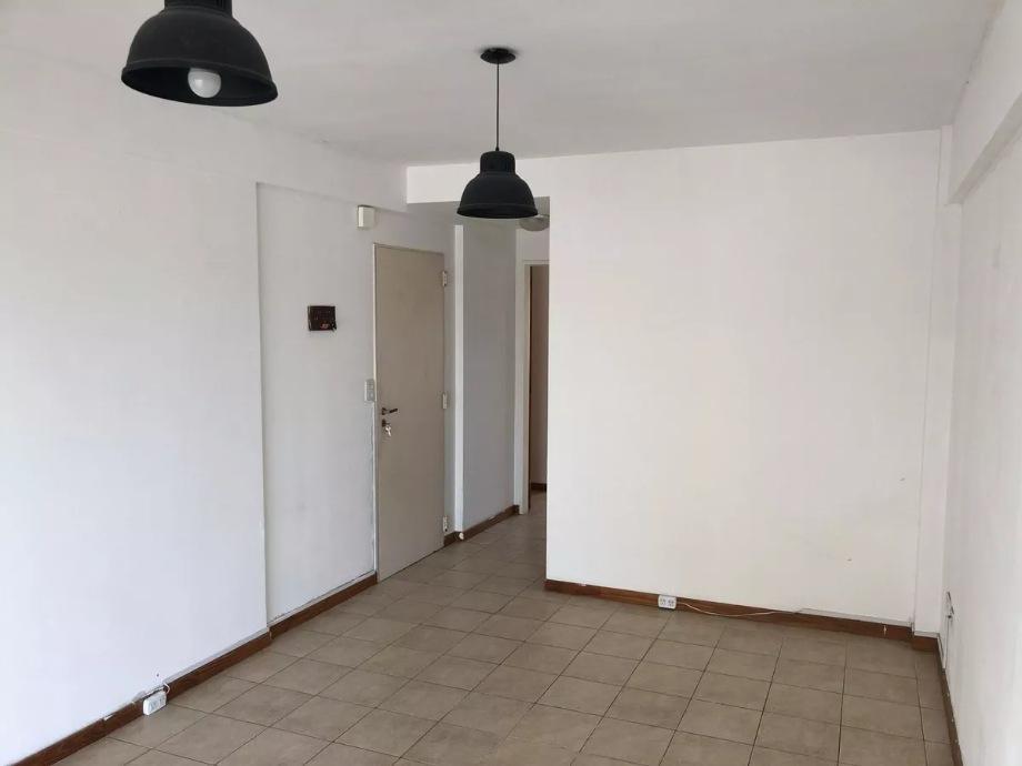 Departamento en Venta - 2 Ambientes con Cochera en San Fernando Centro 5