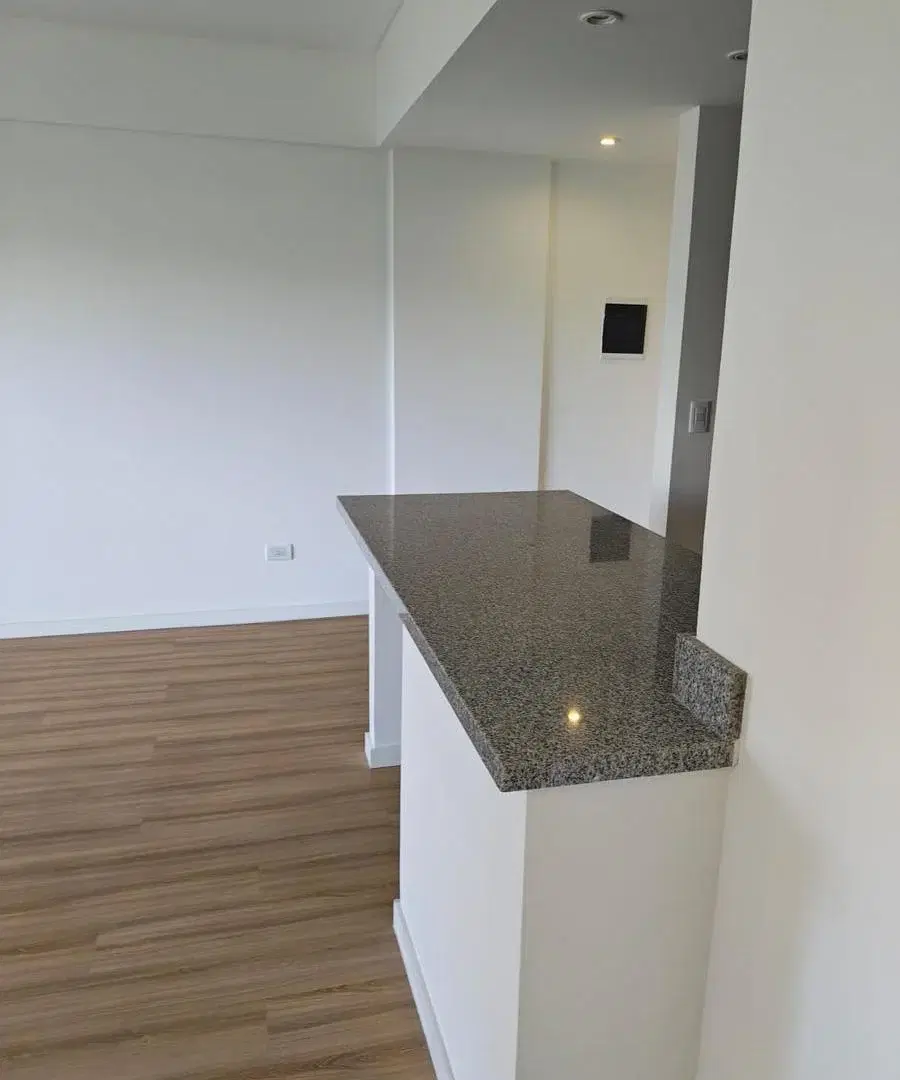 Departamento con cochera 5