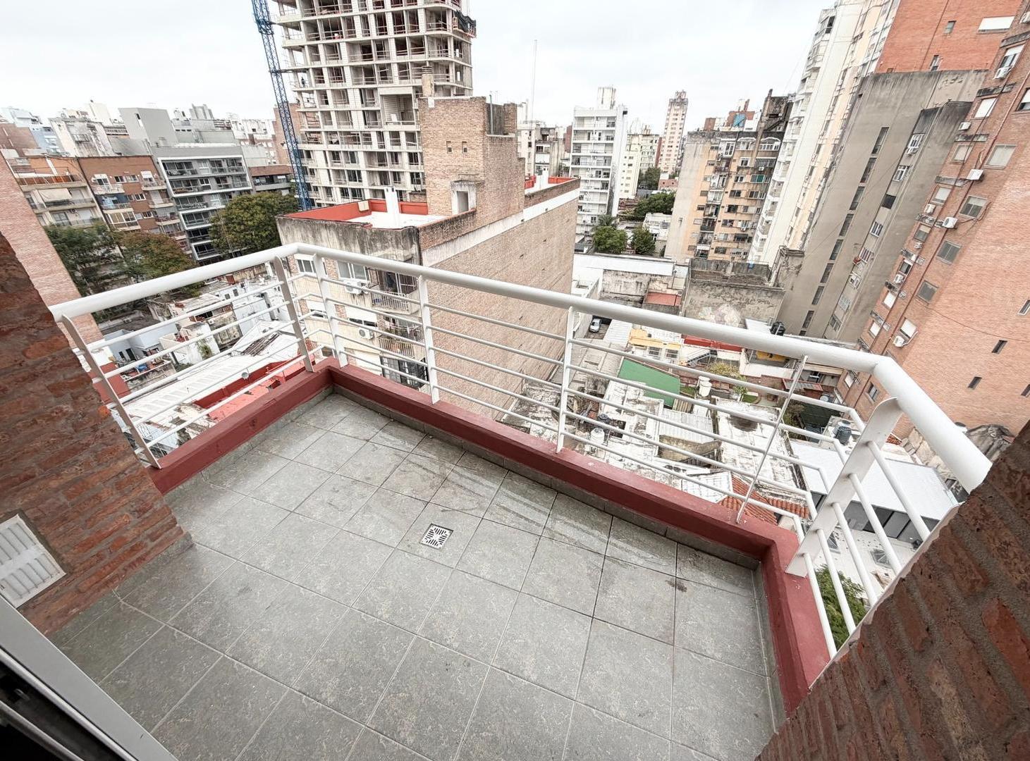 Foto de ALQUILER Semipiso 1 Dormitorio con Cochera | Urquiza 2100, imagen 3