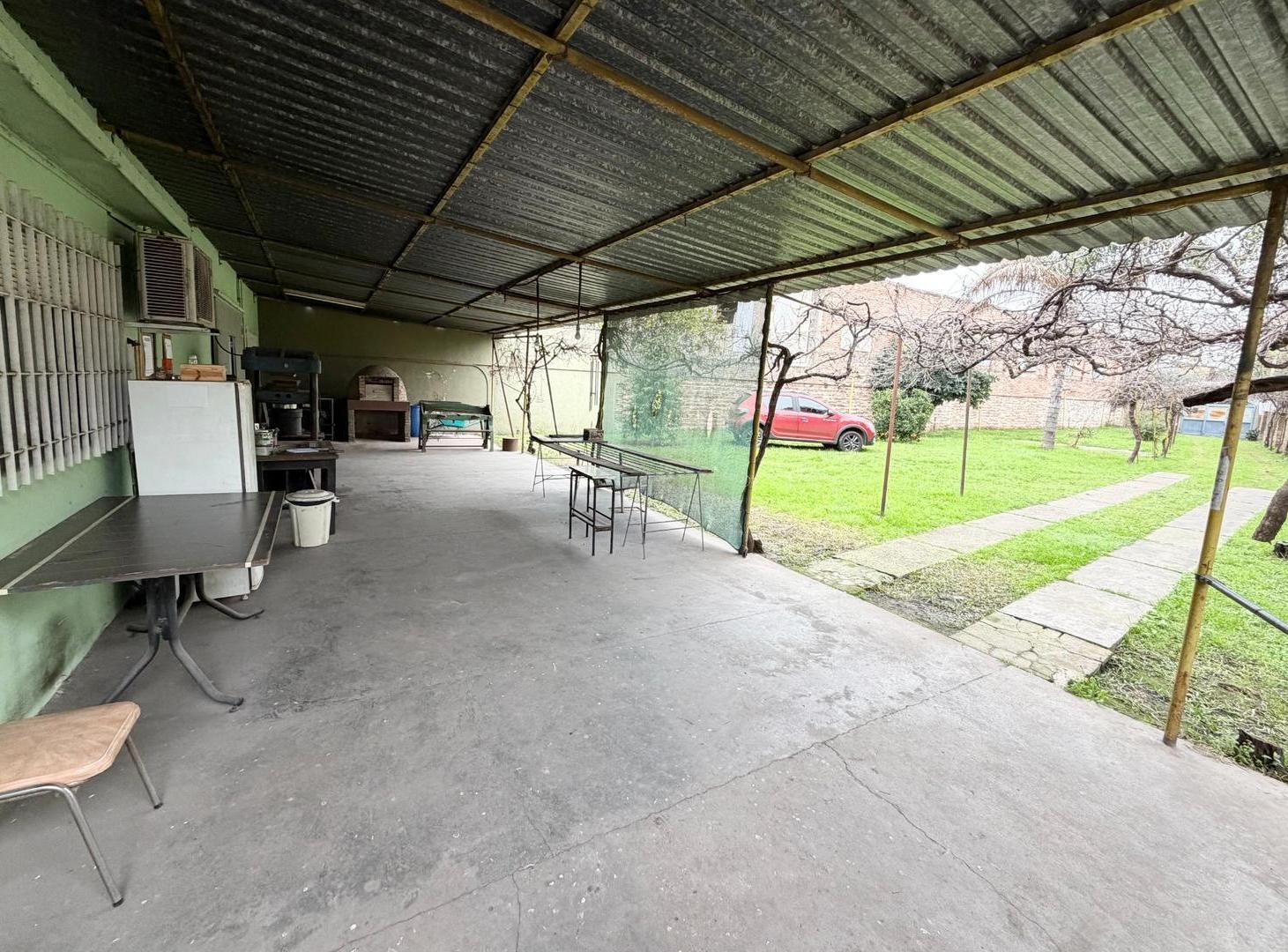 Foto de VENTA Terreno de 767 m² | Casa y Galpón | Castellanos 2400, imagen 1