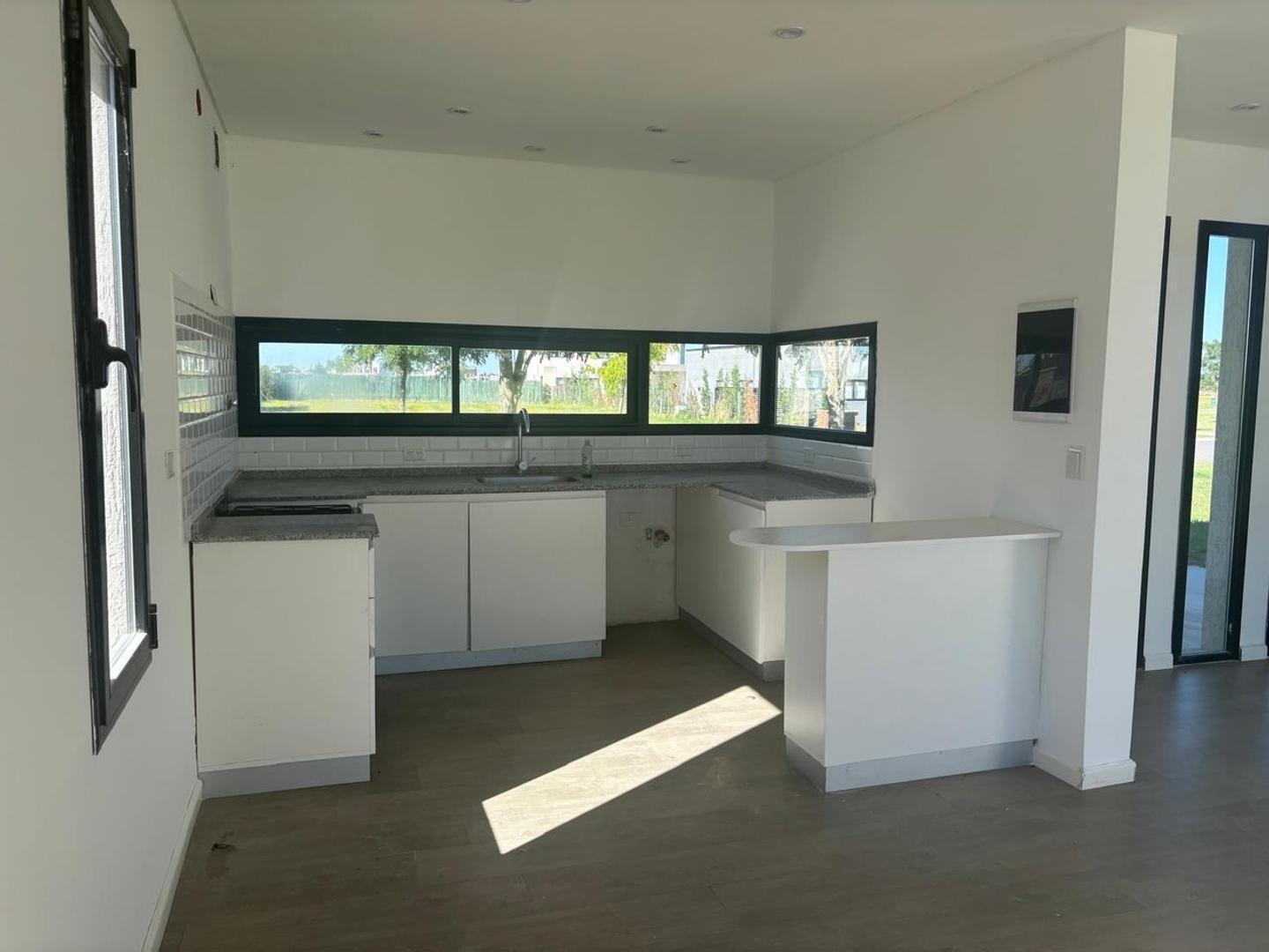 Foto de Casa en Venta de 4 Ambientes - San Sebastián Area 11 Escobar, imagen 4