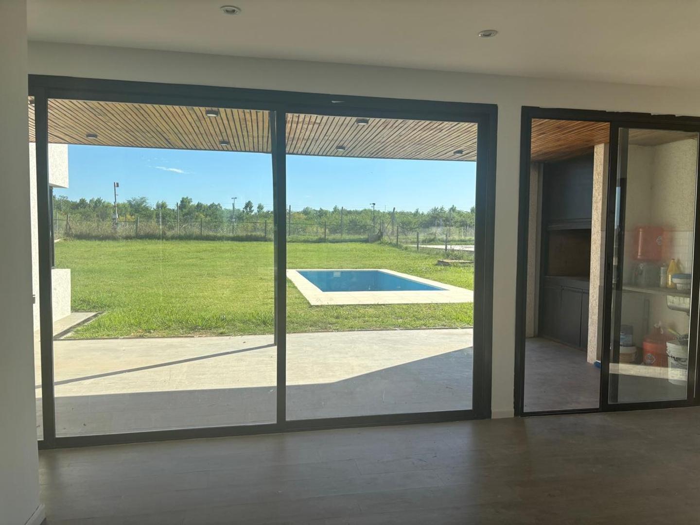 Foto de Casa en Venta de 4 Ambientes - San Sebastián Area 11 Escobar, imagen 2