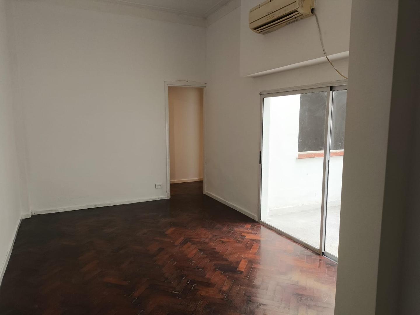 venta  2 ambientes con patio en Recoleta