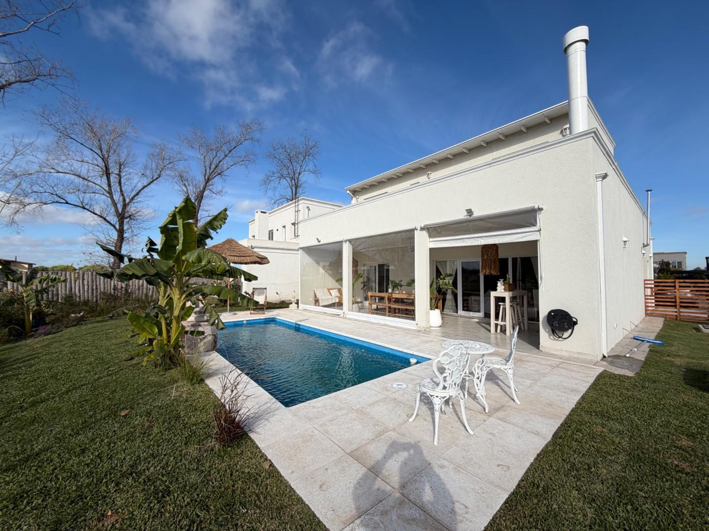 Foto de Venta casa 5 ambientes en San Ramón Pilar del Este, imagen 2