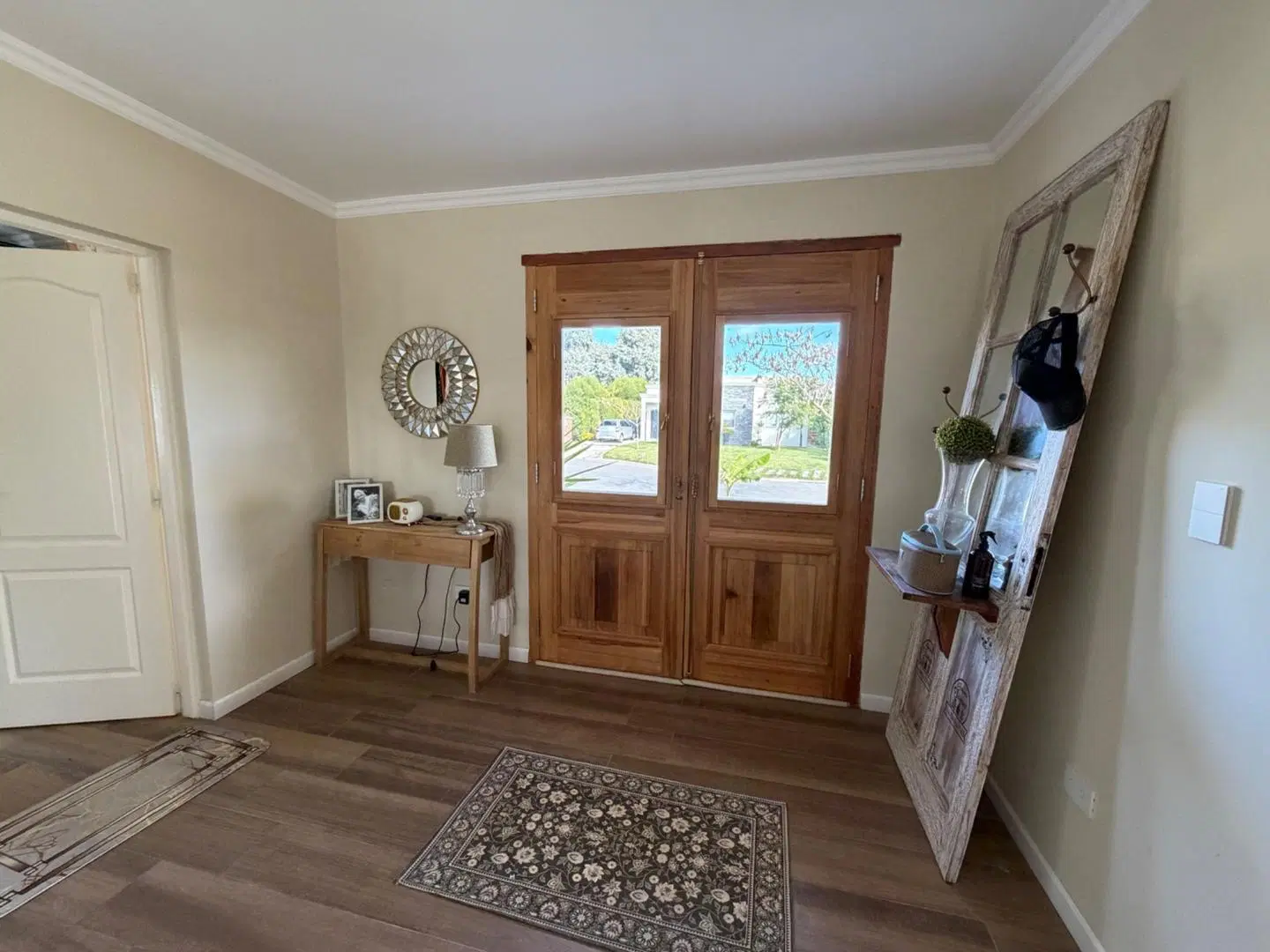 Venta casa 5 ambientes en San Ramón Pilar del Este 4