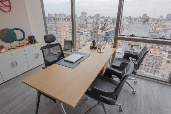 Venta exclusiva oficina en piso alto con 72,80m², planta libre a estrenar, en San Nicolás / Centro