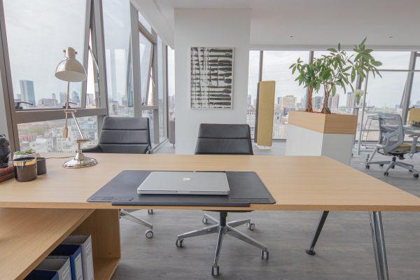 Venta exclusiva oficina en piso alto con 72,80m², planta libre a estrenar, en San Nicolás / Centro