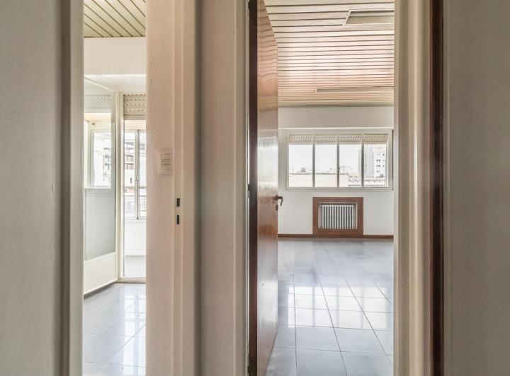VENTA DEPARTAMENTO DE 3 AMBIENTES CON BALCÓN AL FRENTE EN MONSERRAT / MICROCENTRO APTO CREDITO 5