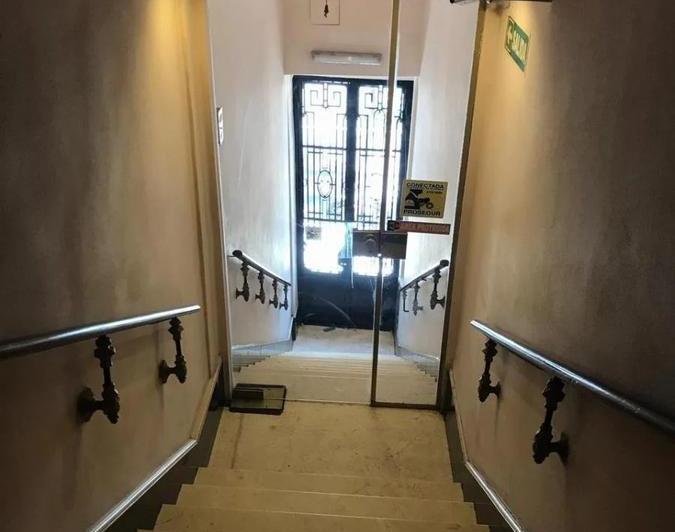 VENTA CON RENTA RECICLADA CON HABILITACIÓN PARA CENTRO DE ESTÉTICA Y CONSULTORIO EN CONSTITUCIÓN 2