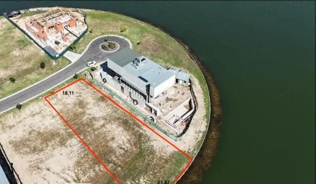 Lote al agua en el Barrio Los Puentes, Nordelta de 988m2 2