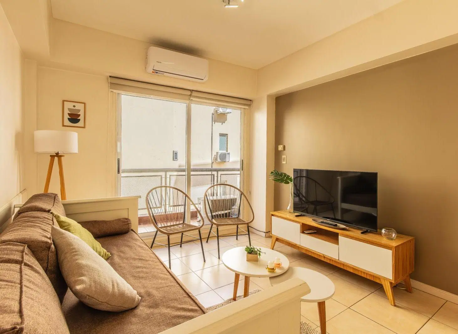 Venta Moderno Departamento 2 Ambientes con Balcón en Villa Crespo, Semipiso apto credito hipotecario 2