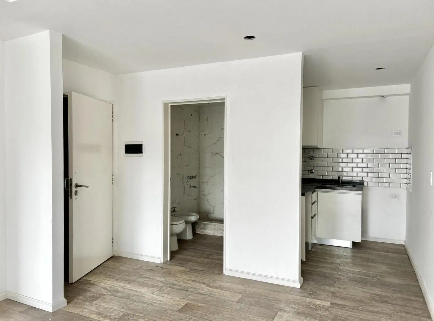 VENTA DEPARTAMENTO A ESTRENAR, MONOAMBIENTE CON BALCÓN, MUY LUMINOSO EN SAAVEDRA! 1