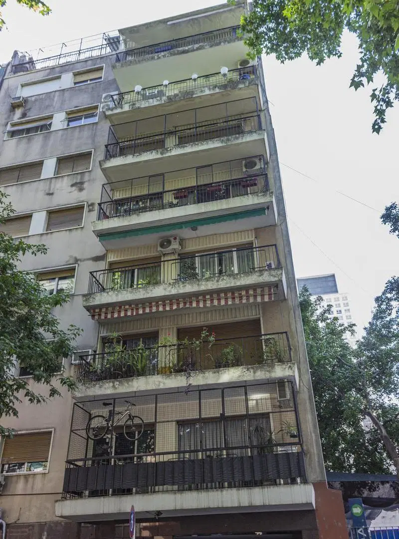 VENTA DEPARTAMENTO 4 AMBIENTES CON DEPENDENCIA OPORTUNIDAD  EN PALERMO - Apto credito hipotecario 2
