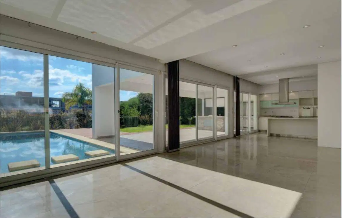 Casa 7 ambientes Barrio El Yacht Nordelta con muelle 3