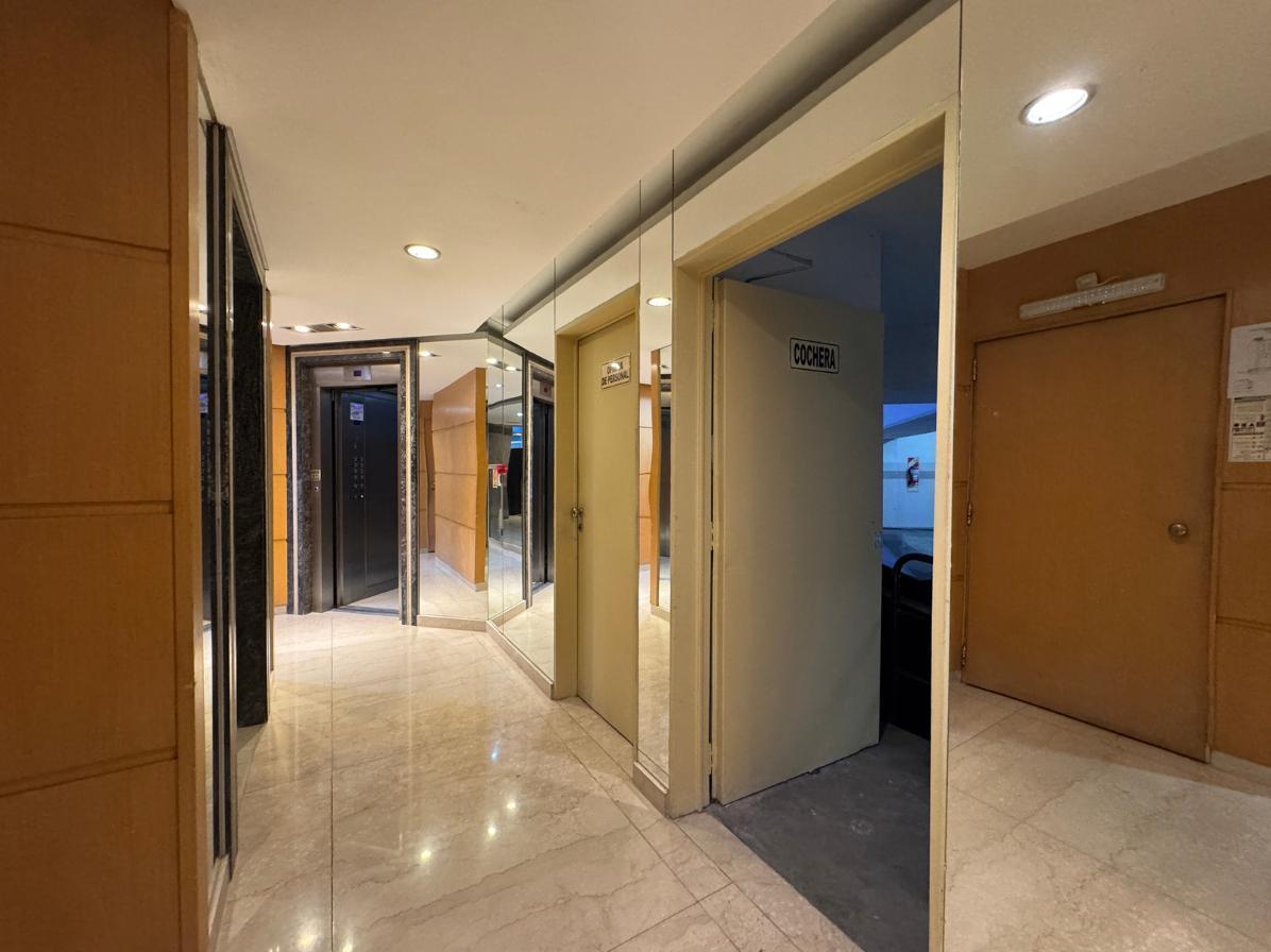 VENTA DEPARTAMENTO 4 AMBIENTES CON BALCON DEPENDENCIA Y COCHERA BELGRANO APTO CREDITO