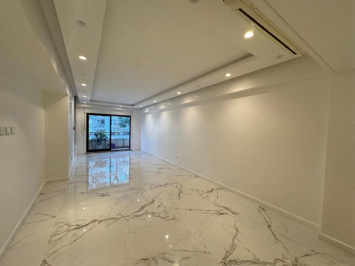 VENTA DEPARTAMENTO 4 AMBIENTES CON BALCON DEPENDENCIA Y COCHERA BELGRANO APTO CREDITO