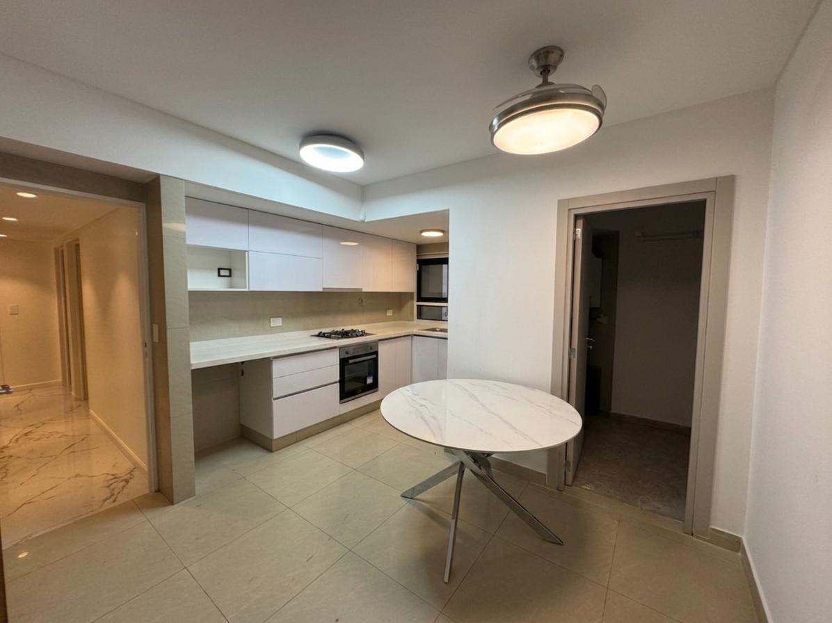 VENTA DEPARTAMENTO 4 AMBIENTES CON BALCON DEPENDENCIA Y COCHERA BELGRANO APTO CREDITO