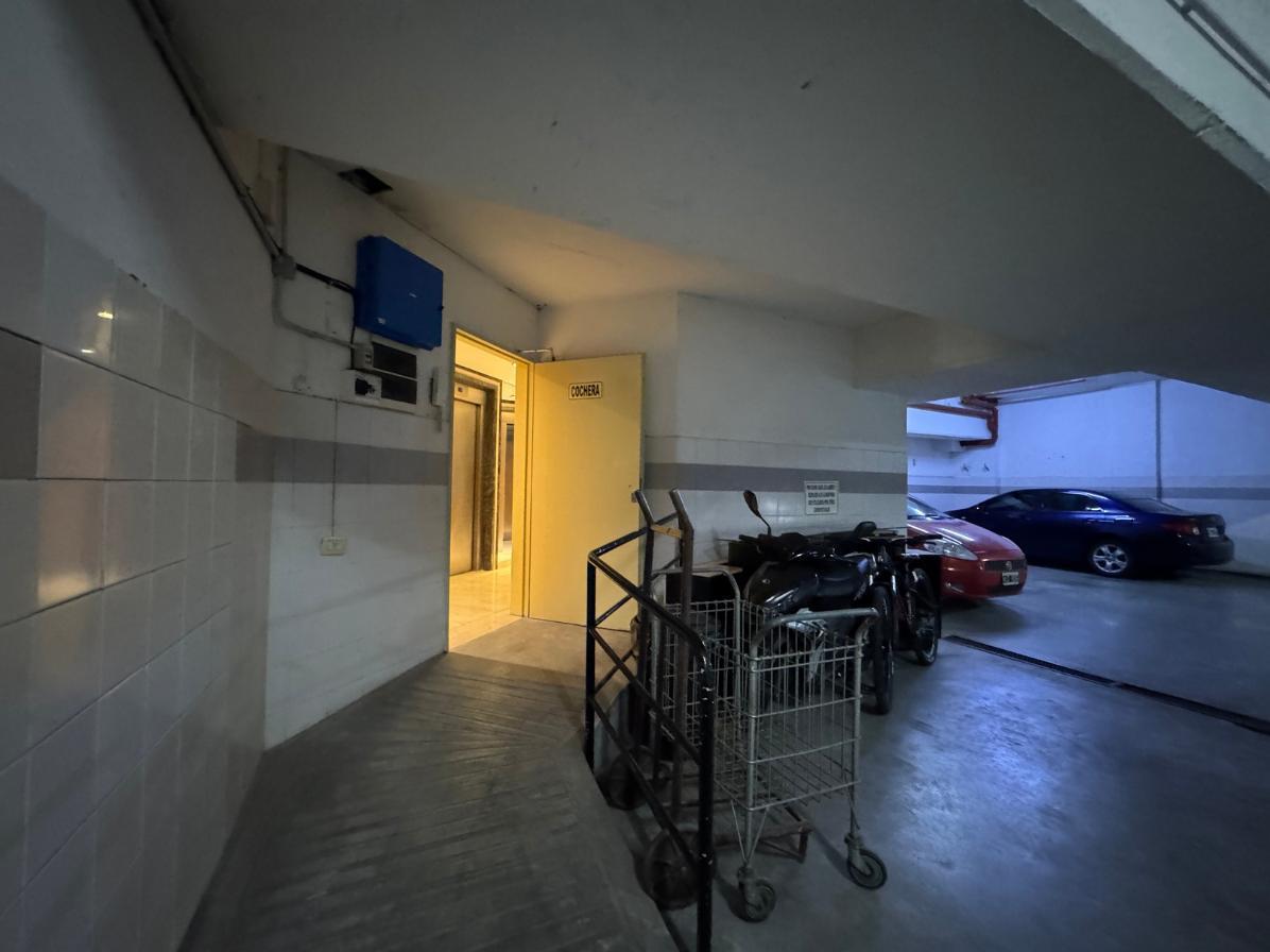 VENTA DEPARTAMENTO 4 AMBIENTES CON BALCON DEPENDENCIA Y COCHERA BELGRANO APTO CREDITO