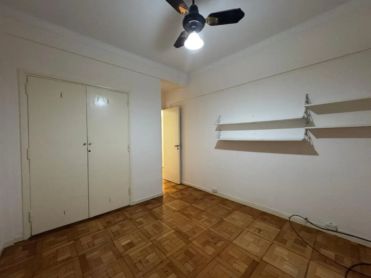 VENTA DEPARTAMENTO 4 AMBIENTES CON DEPENDENCIA EN BARRIO NORTE / PALERMO APTO CREDITO HIPOTECARIO 4