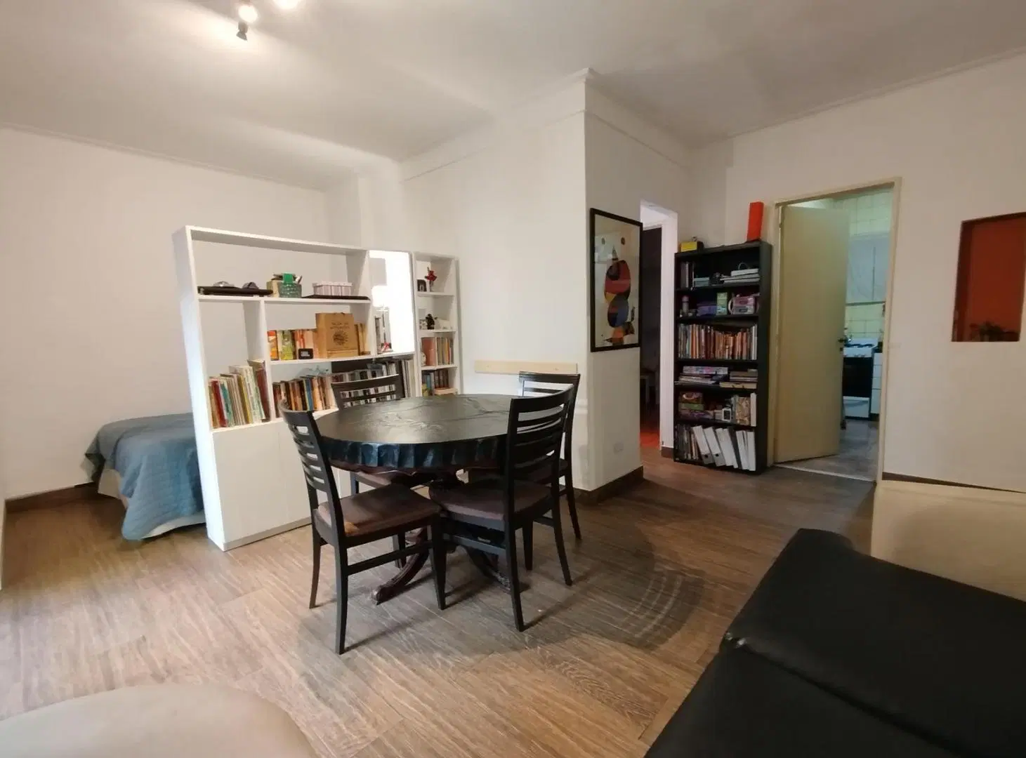 VENTA DEPARTAMENTO 2 AMBIENTES CON DOS PATIOS, EN BARRIO NORTE, APTO CREDITO Y PROFESIONAL 5