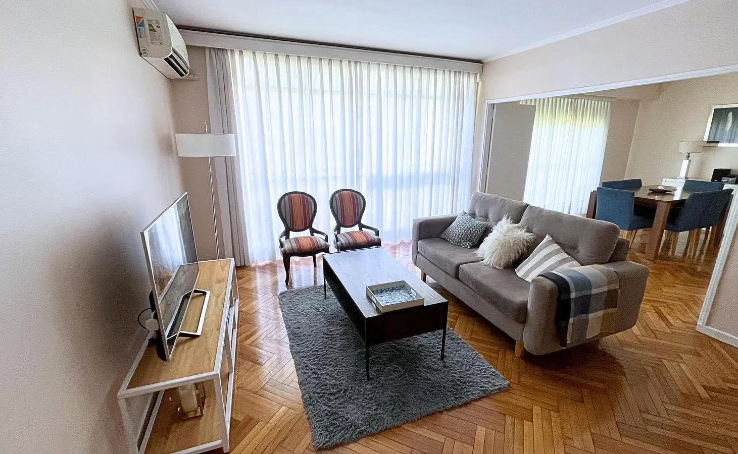 VENTA DEPARTAMENTO 4 AMBIENTES FRENTE BALCON TODO A NUEVO RECOLETA / BARRIO NORTE 4