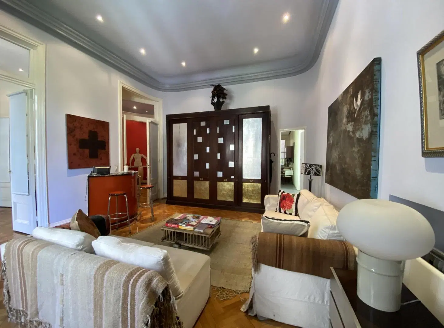 VENTA PISO DE 4 AMBIENTES CON PLAYROOM Y DEPENDENCIA EN RECOLETA 5