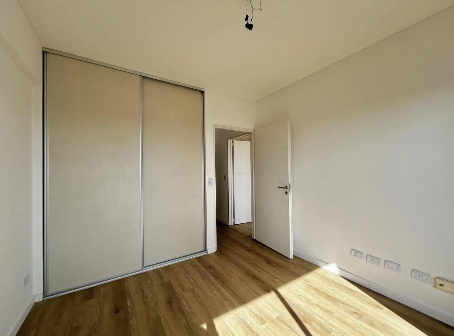 Venta Semipiso 3 ambientes con Balcón Corrido en piso alto en Villa Urquiza 8