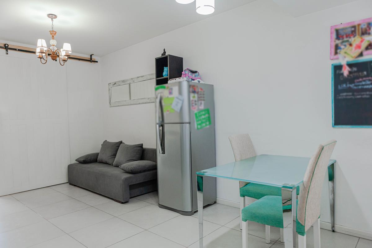 Foto de VENTA DEPARTAMENTO 2 AMBIENTES CON BAULERA Y COCHERA APTO CREDITO HIPOTECARIO EN CONSTITUCION, imagen 3