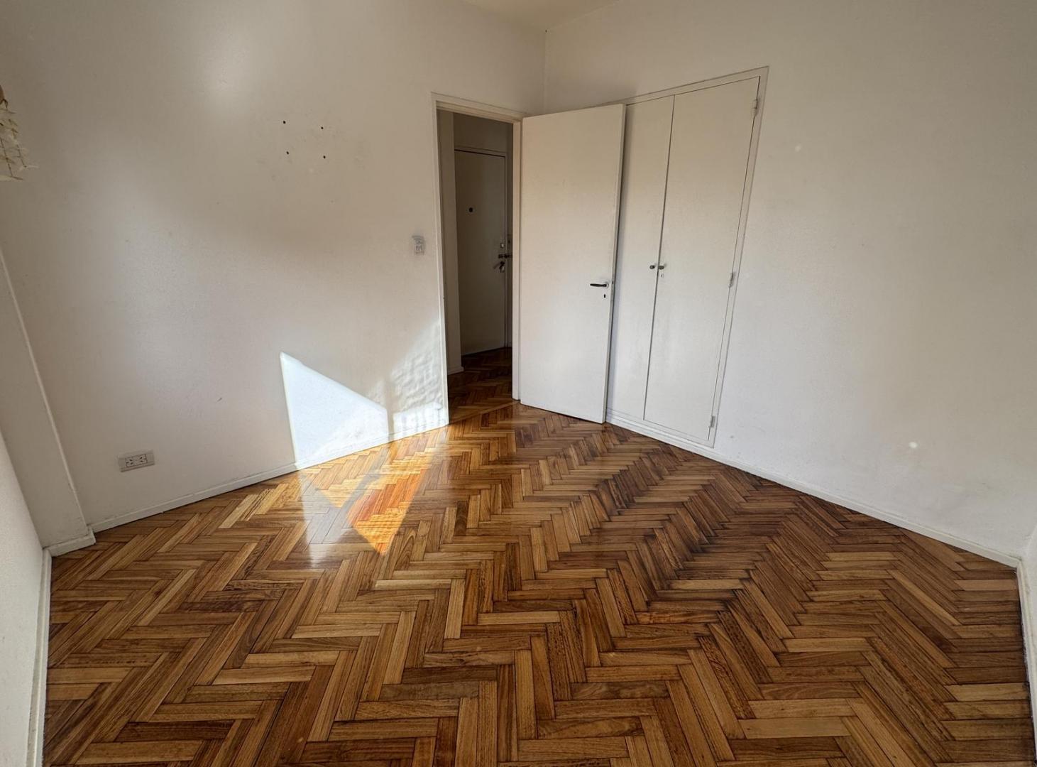 Foto de Venta semipiso alto, departamento 3 ambientes con balcón apto credito, imagen 5