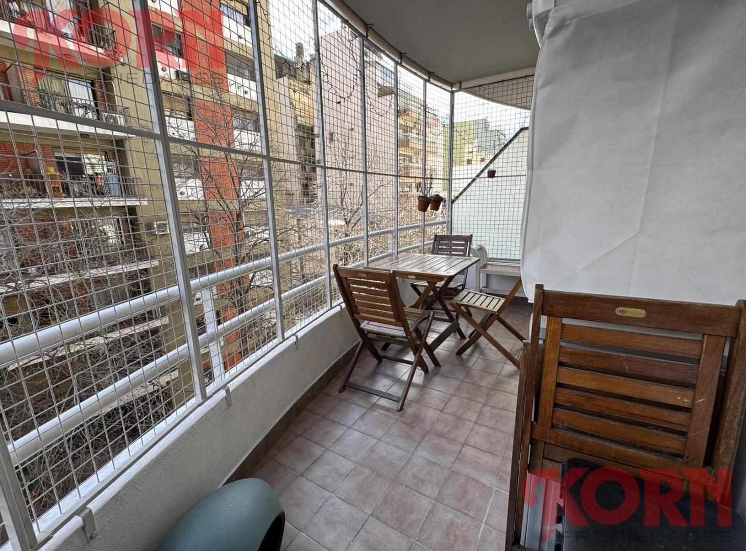 Foto de VENTA DEPARTAMENTO DE 4 AMBIENTES CON BALCON AL FRENTE COCHERA EN, imagen 1