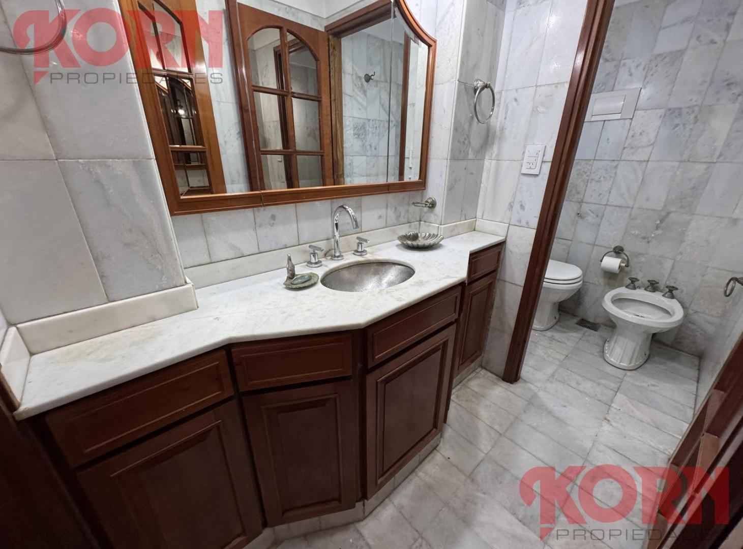 Foto de VENTA CASA LOTE PROPIO 4 AMBIENTES CON DEPENDENCIA GARAJE PATIO CON, imagen 5