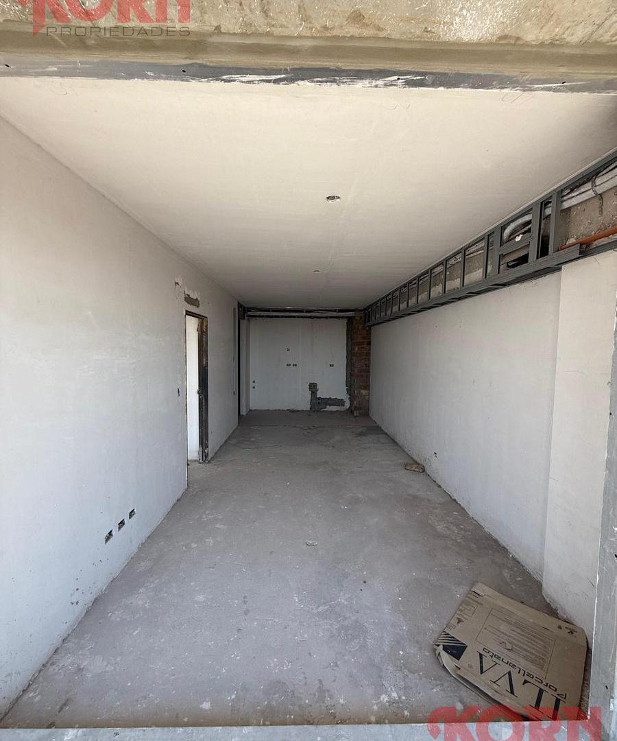 Foto de Venta Departamento de 2 Ambientes en Torre Roccatagliata en, imagen 4