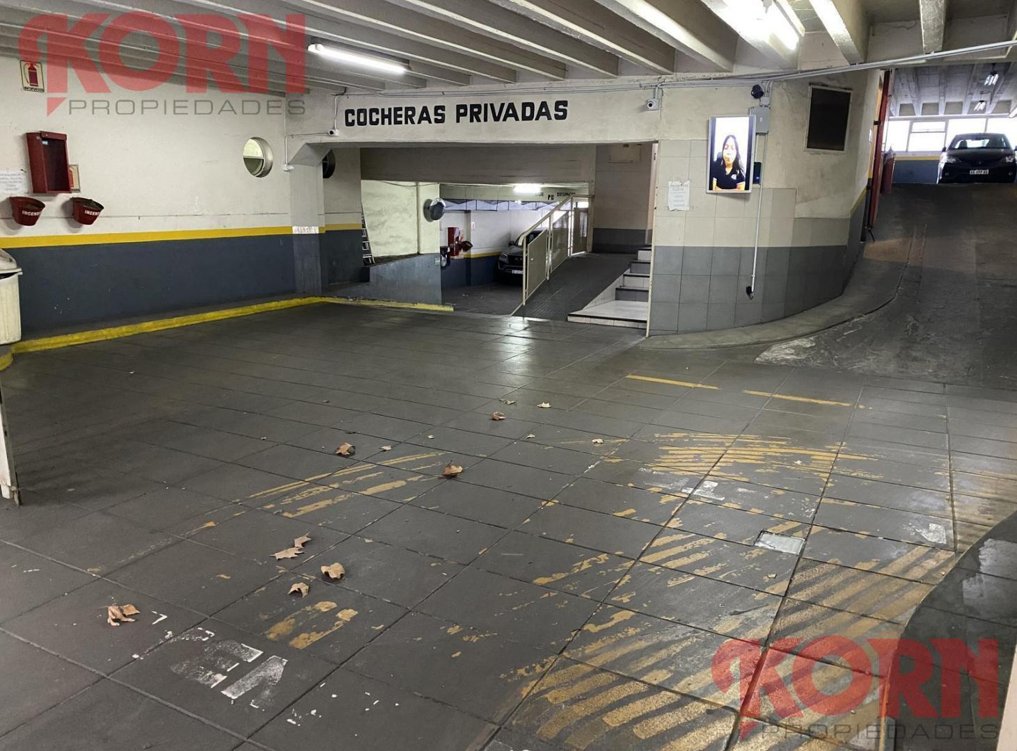 Foto de VENTA COCHERA FIJA Y CUBIERTA DE 12,34m², CÓMODA RAMPA, EN RECOLETA /, imagen 5