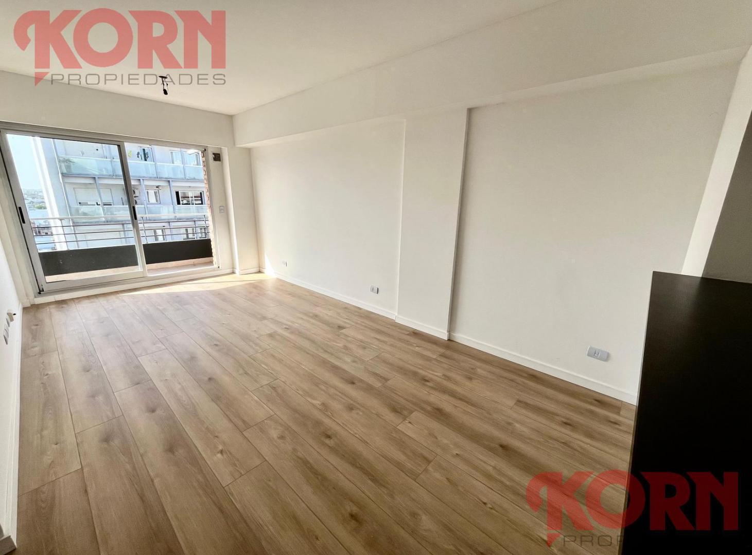 Foto de Venta Semipiso 3 ambientes con Balcón Corrido en piso alto en Villa, imagen 3