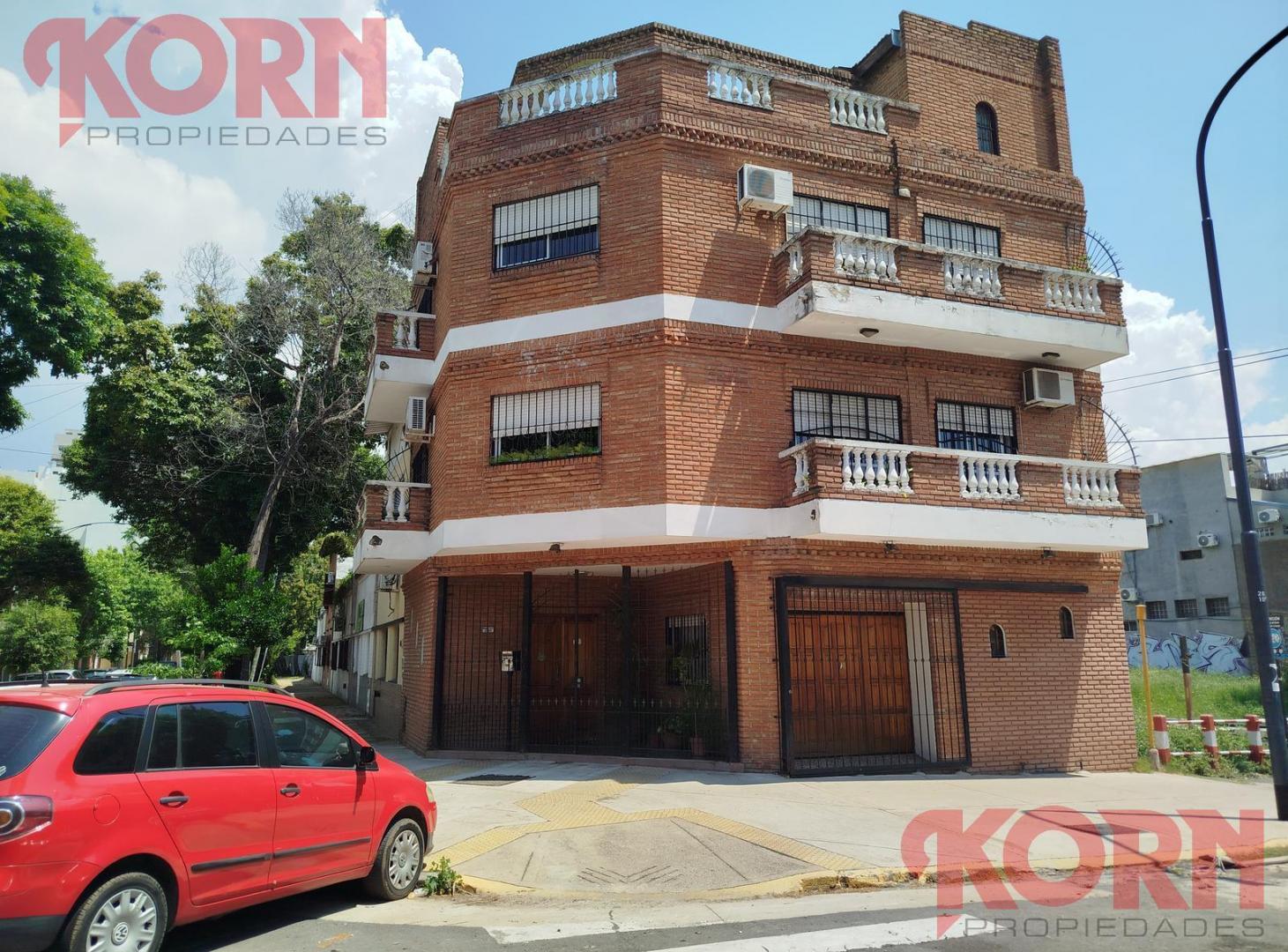 Foto de VENTA CASA DE 4 AMBIENTES CON DEPENDENCIA, COCHERA Y TERRAZA EN VILLA, imagen 5