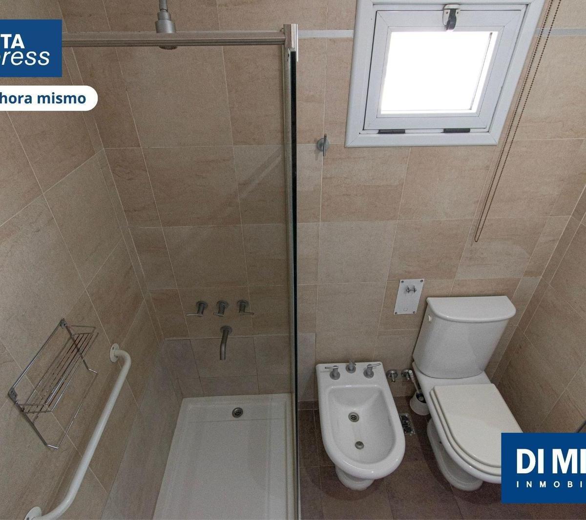 ¡El Edificio Que Estabas Buscando - 3 Amb con Cochera y Amenities! Visitalo Express Hoy! 5