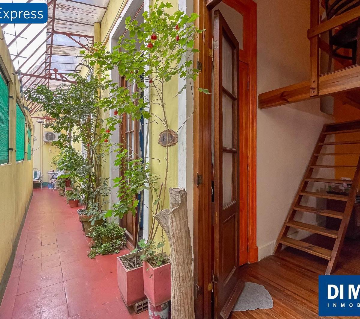¡Ph de 6 Ambientes con Gran Galería! Visitalo Express Hoy Mismo! 1