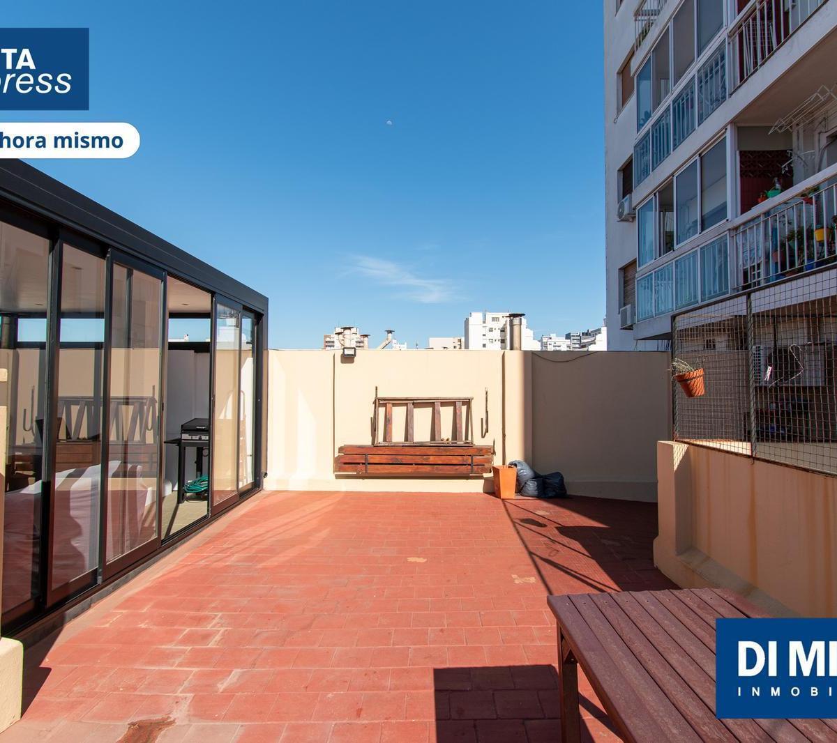 ¿Buscas Una Terraza Para Disfrutar de Los Veranos en Familia? Este 4 Ambientes Es Para Vos! 3