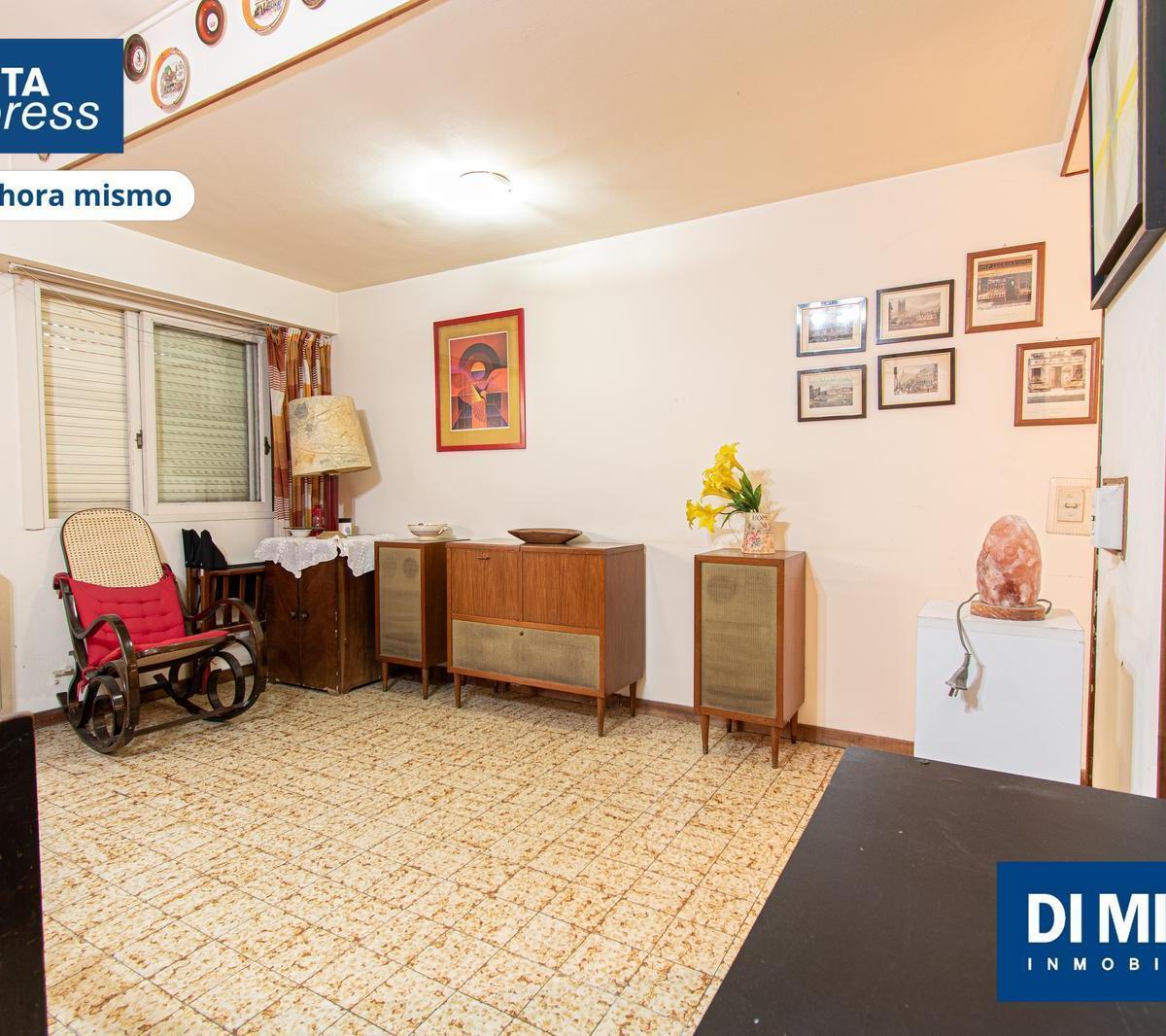 ¡Vivi La Amplitud de Dos Departamentos con un Gran Patio! Visitalo Express Hoy Mismo! 4